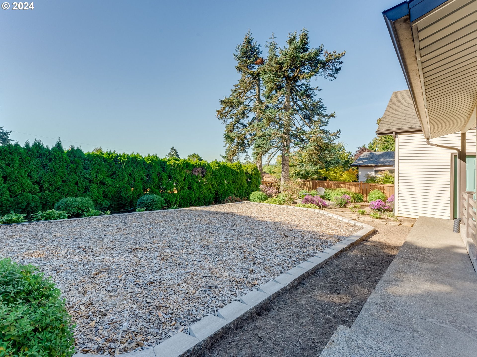 4144 Southeast Ogden Street Portland, OR 97202 - Photo 22 of 27 a view of outdoor space and yard