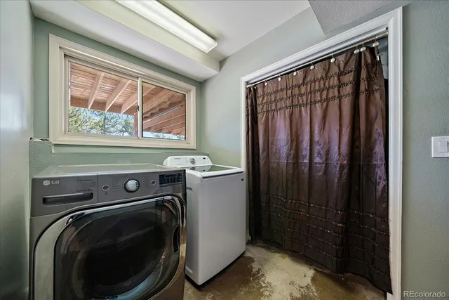 a house view with a outdoor space