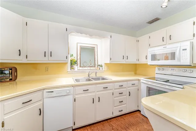 $480,000 | 200 Englewood Trail, Mount Airy, NC 27030