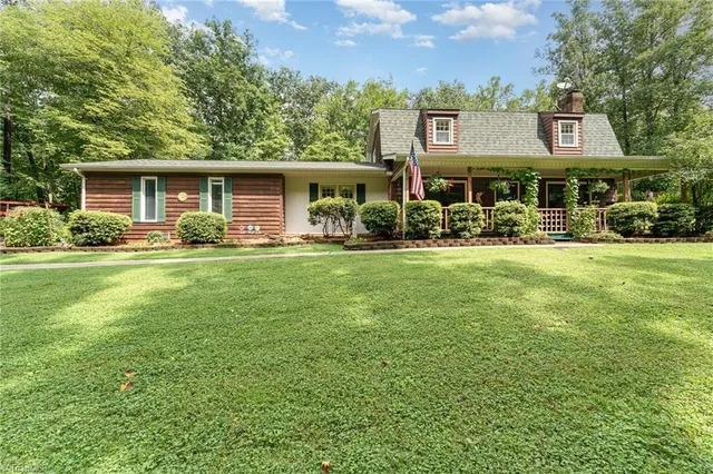 $480,000 | 200 Englewood Trail, Mount Airy, NC 27030