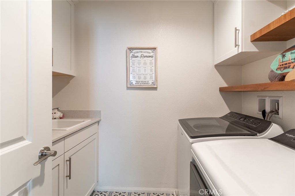 1827 Montecito Lane Redlands, CA 92374 - Photo 36 of 60 a room with storage and utility