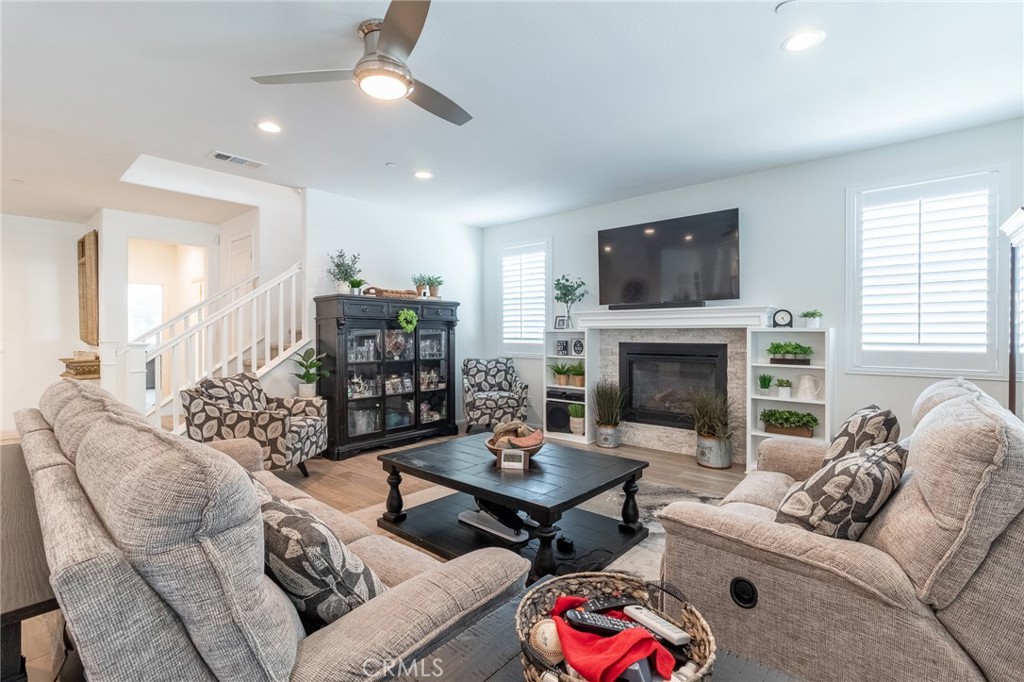 1827 Montecito Lane Redlands, CA 92374 - Photo 7 of 60