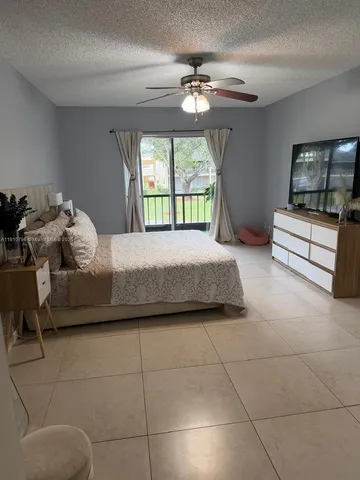 $1,890 | 4124 Northwest 88th Avenue, Unit 203, Coral Springs, FL 33065