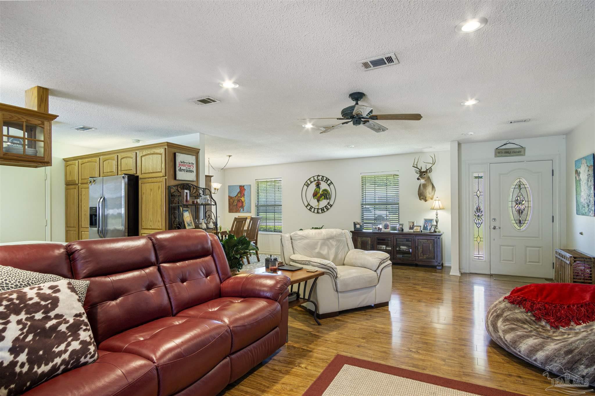 8208 Squire Road Pensacola, FL 32514 - Photo 9 of 30 Gallery Image 9