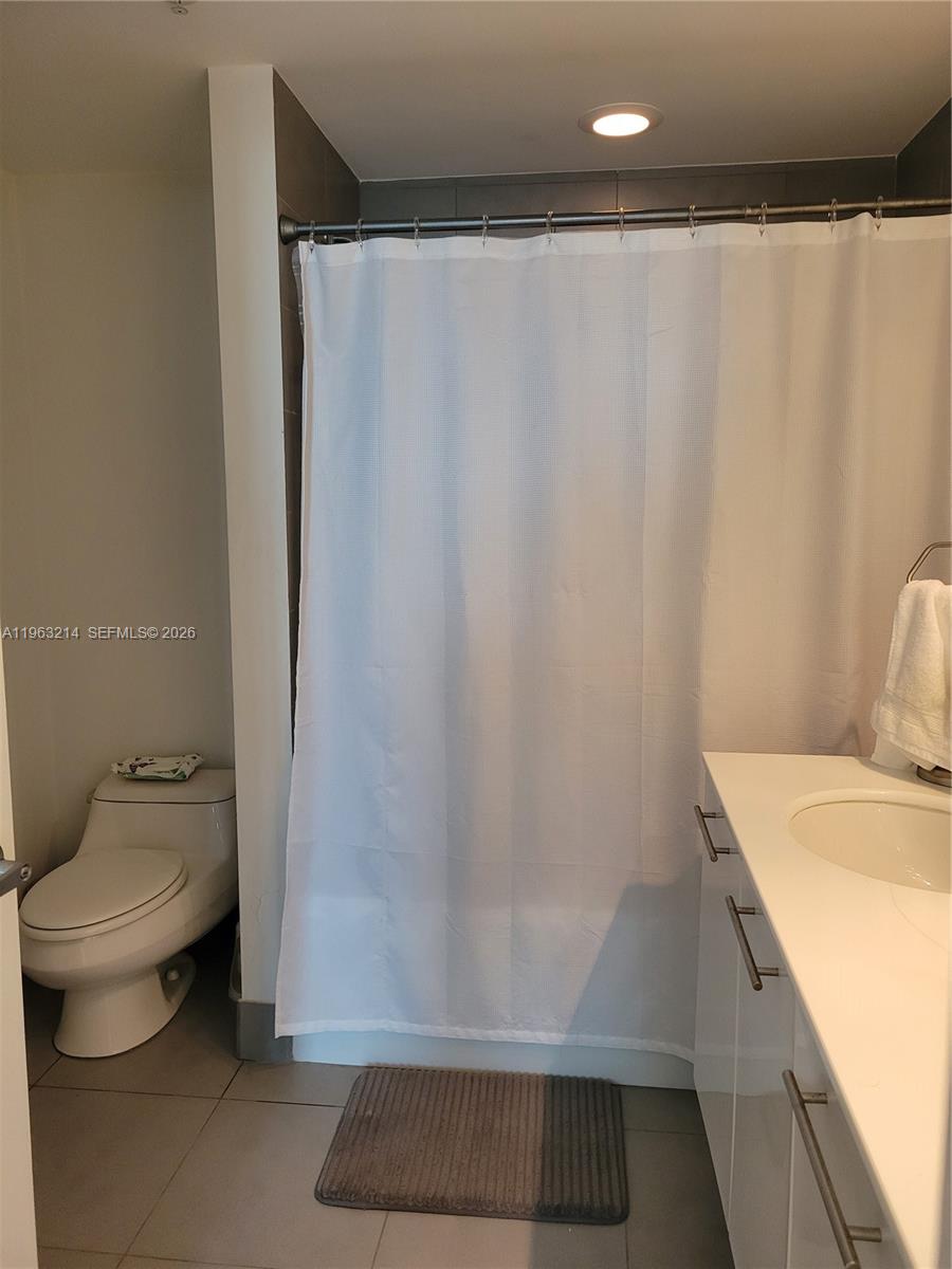 92 Southwest 3rd Street, Unit 2107 Miami, FL 33130 - Photo 13 of 24