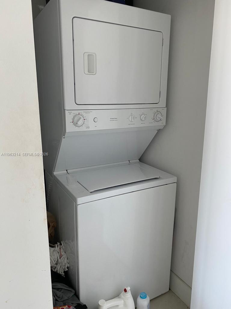 92 Southwest 3rd Street, Unit 2107 Miami, FL 33130 - Photo 19 of 24