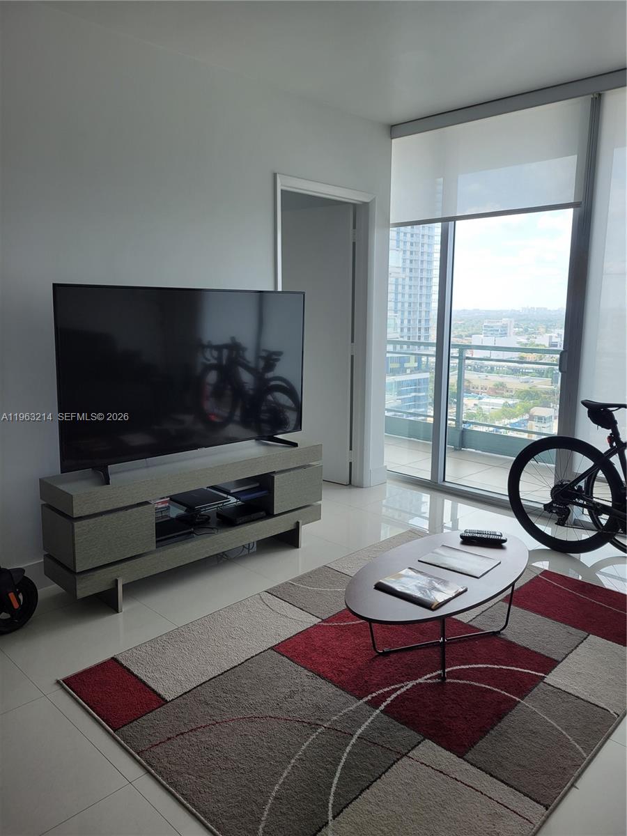 92 Southwest 3rd Street, Unit 2107 Miami, FL 33130 - Photo 6 of 24