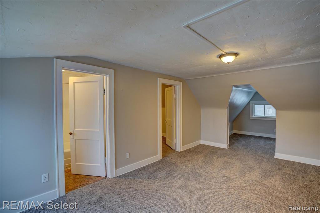 8085 Corunna Road Flint, MI 48532 - Photo 60 of 98