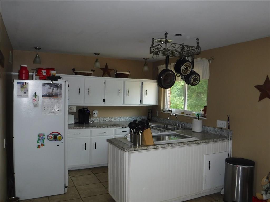 106 Freedom Road Butler, PA 16001 - Photo 6 of 21 Gallery Image 6