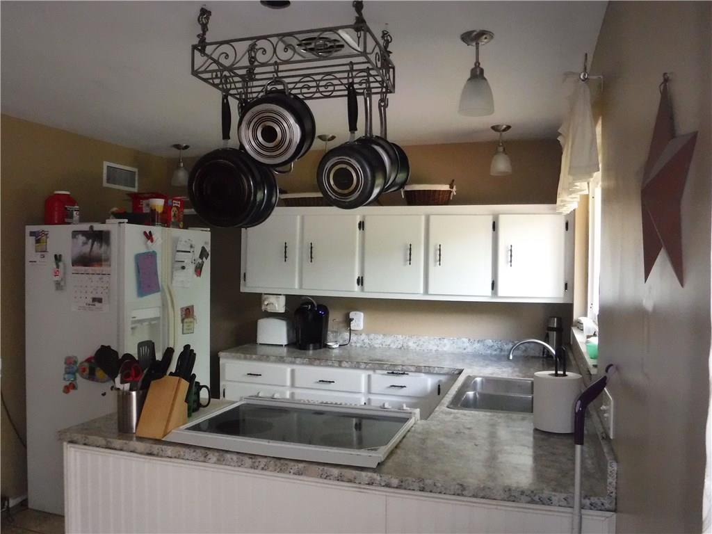 106 Freedom Road Butler, PA 16001 - Photo 7 of 21 Gallery Image 7