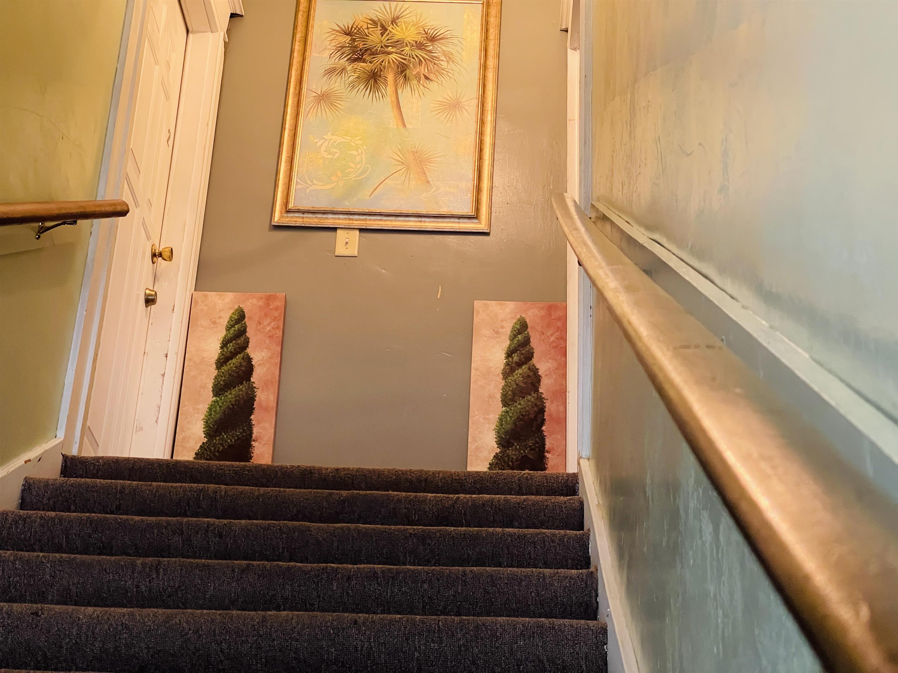 1009 Rozelle Street Memphis, TN 38114 - Photo 27 of 40 View of stairs