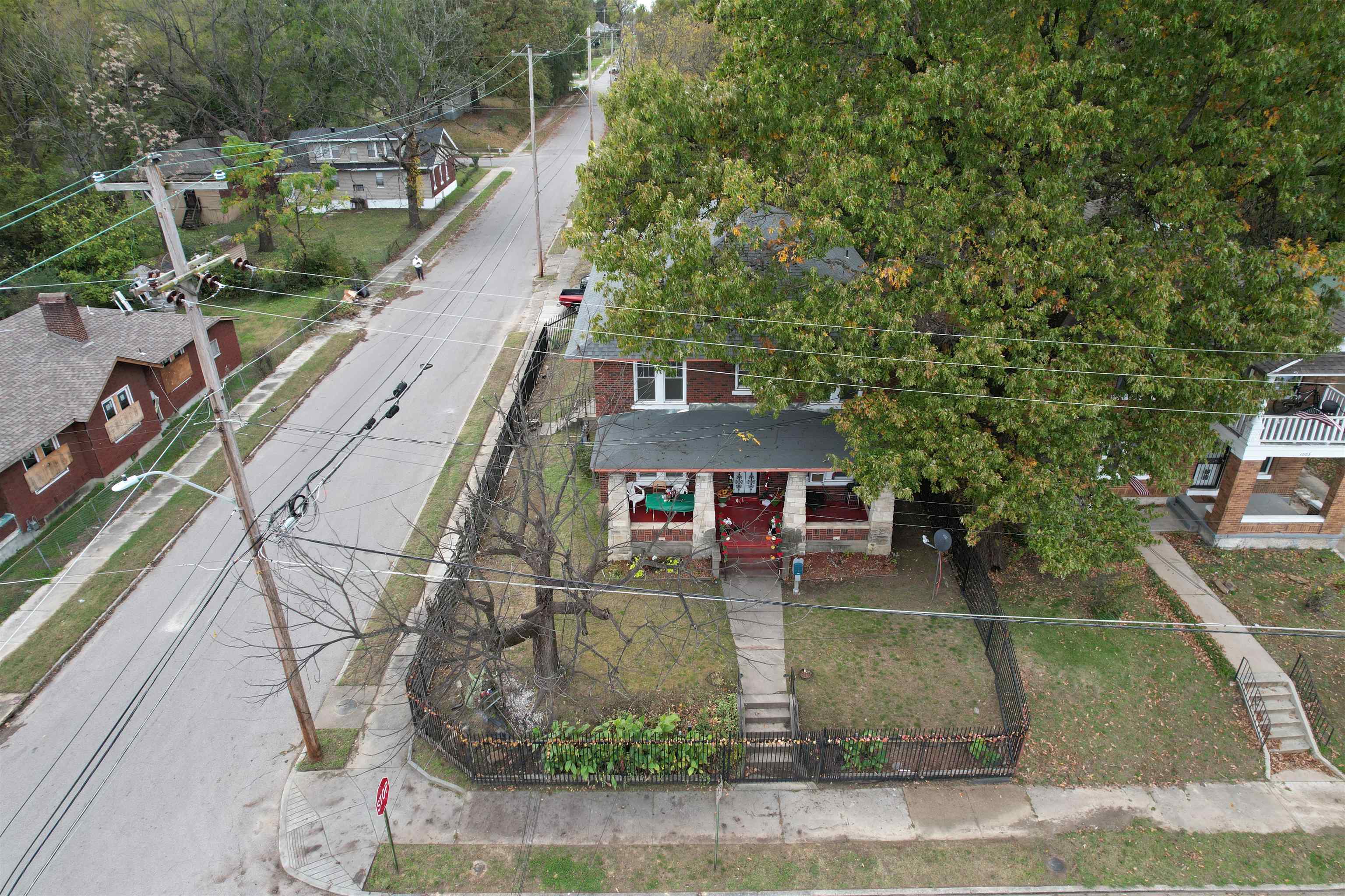 1009 Rozelle Street Memphis, TN 38114 - Photo 5 of 40