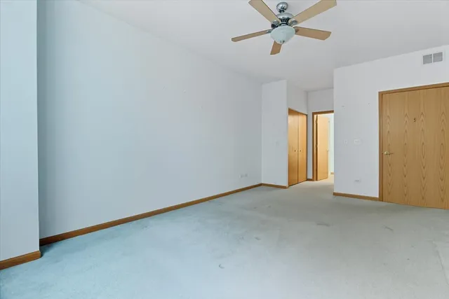 $297,000 | 2346 Ashbrook Lane, Grayslake, IL 60030