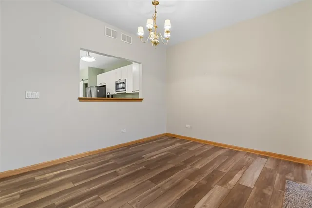 $297,000 | 2346 Ashbrook Lane, Grayslake, IL 60030