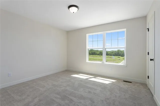 $375,000 | 1320 North Holland Court, Independence, MO 64056