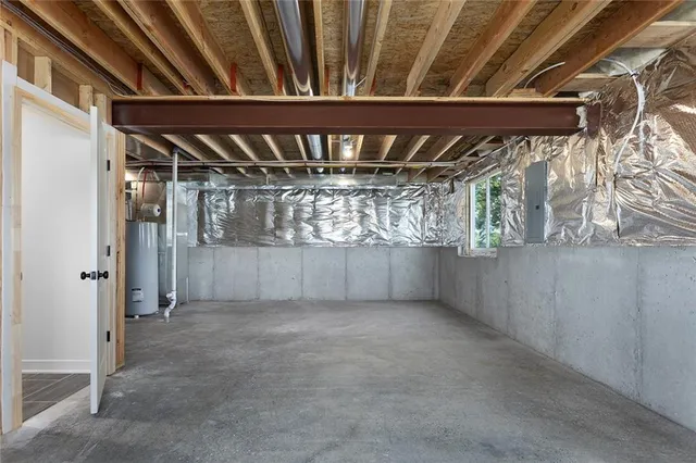 $375,000 | 1320 North Holland Court, Independence, MO 64056