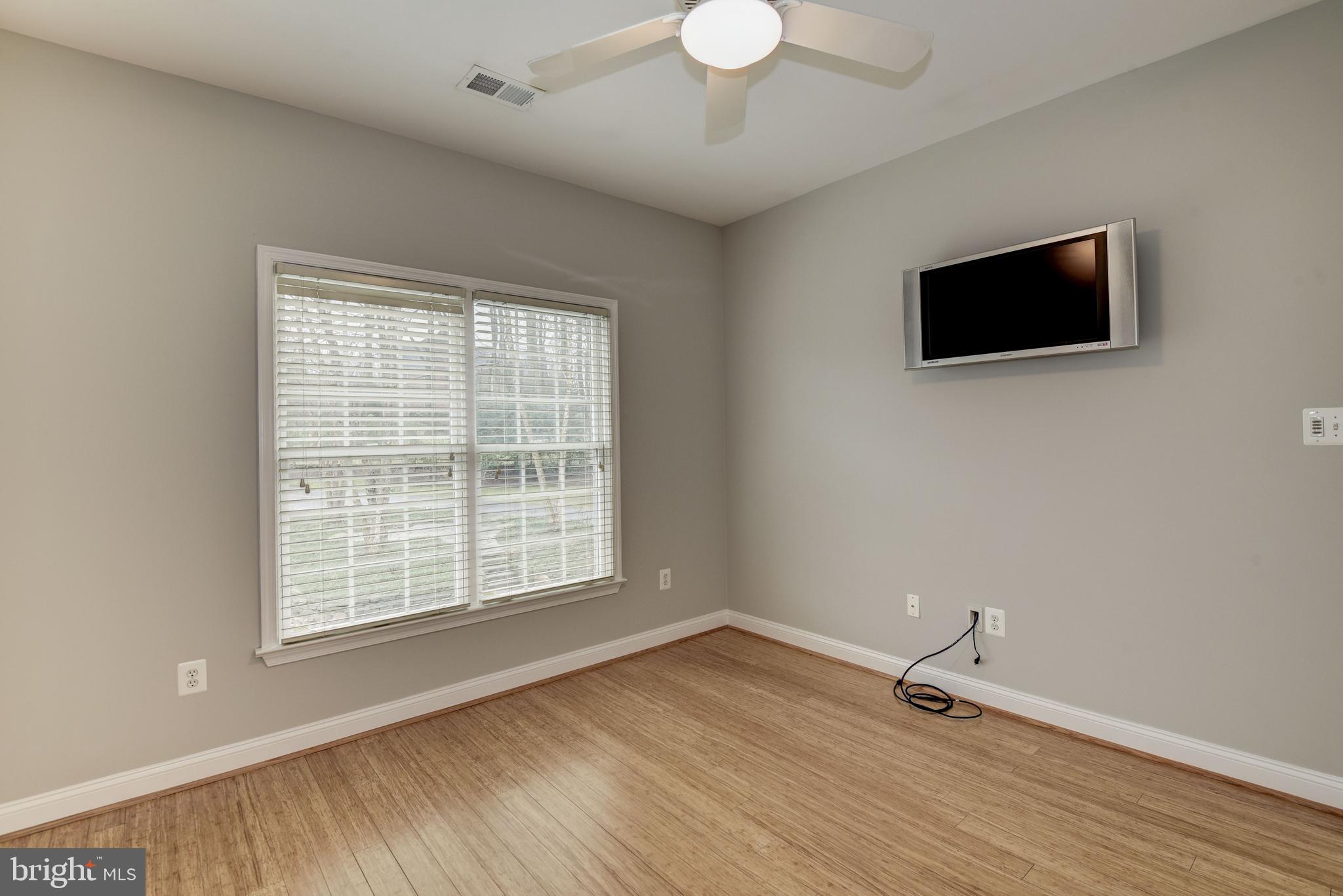 15818 Laughlin Lane Silver Spring, MD 20906 - Photo 34 of 60 2nd bedroom