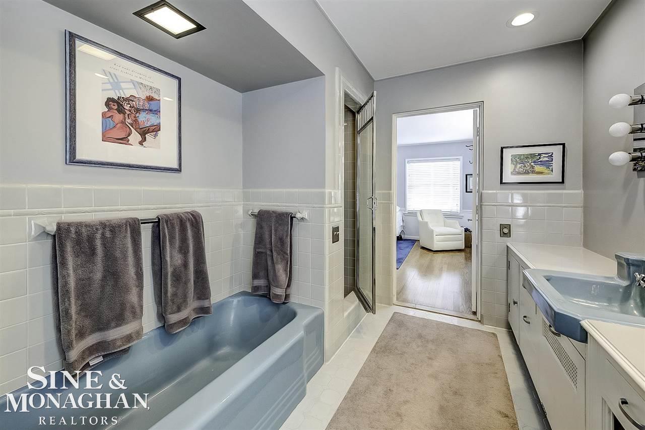 25 Beacon Hill Road Grosse Pointe, MI 48236 - Photo 34 of 70 50071532-33.JPG