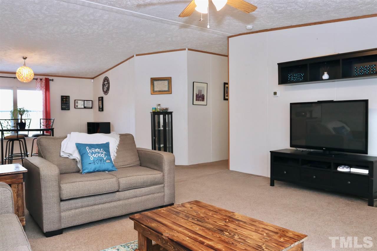 1635 Crawford Road Graham, NC 27253 - Photo 5 of 30 Gallery Image 5