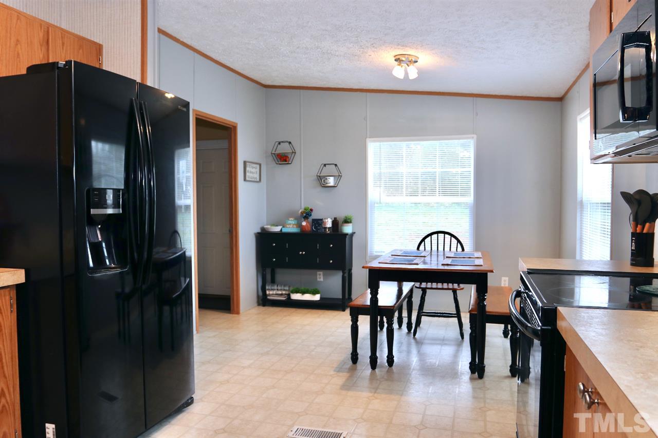 1635 Crawford Road Graham, NC 27253 - Photo 10 of 30 Gallery Image 10