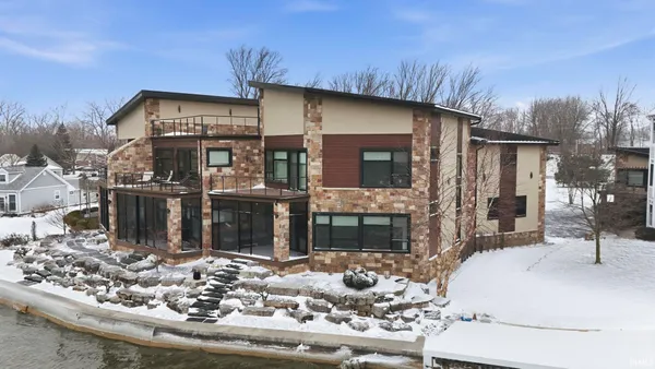 $1,150,000 | 2314 Winona Avenue, Winona Lake, IN 46590