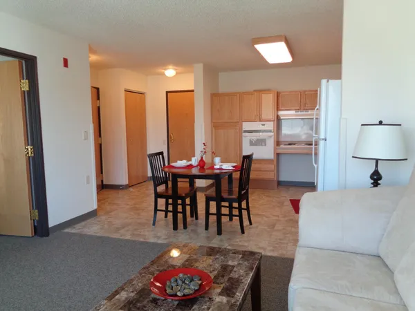 $700 | 2107 Nobles Street, Unit 212, Worthington, MN 56187