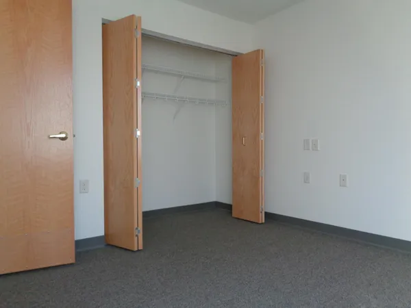 $700 | 2107 Nobles Street, Unit 212, Worthington, MN 56187