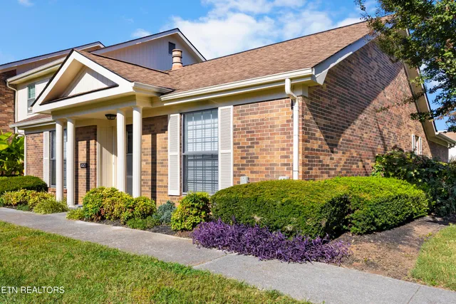 $315,000 | 7914 Gleason Drive, Unit 1023, Knoxville, TN 37919