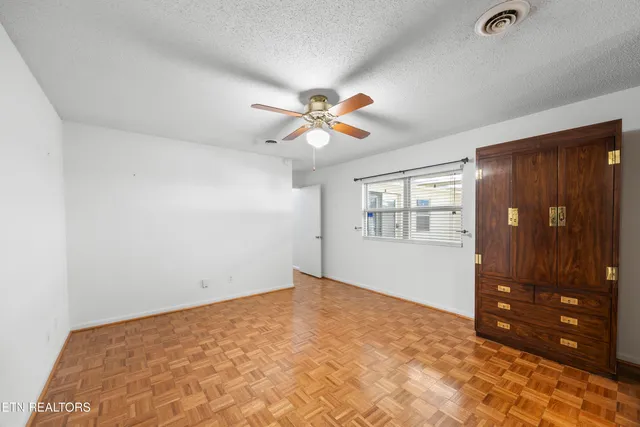 $315,000 | 7914 Gleason Drive, Unit 1023, Knoxville, TN 37919