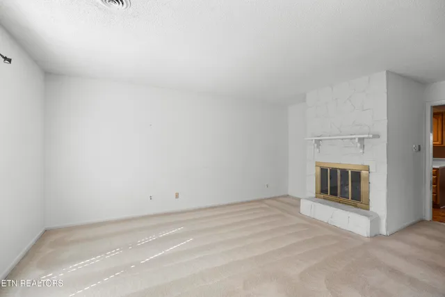 $315,000 | 7914 Gleason Drive, Unit 1023, Knoxville, TN 37919