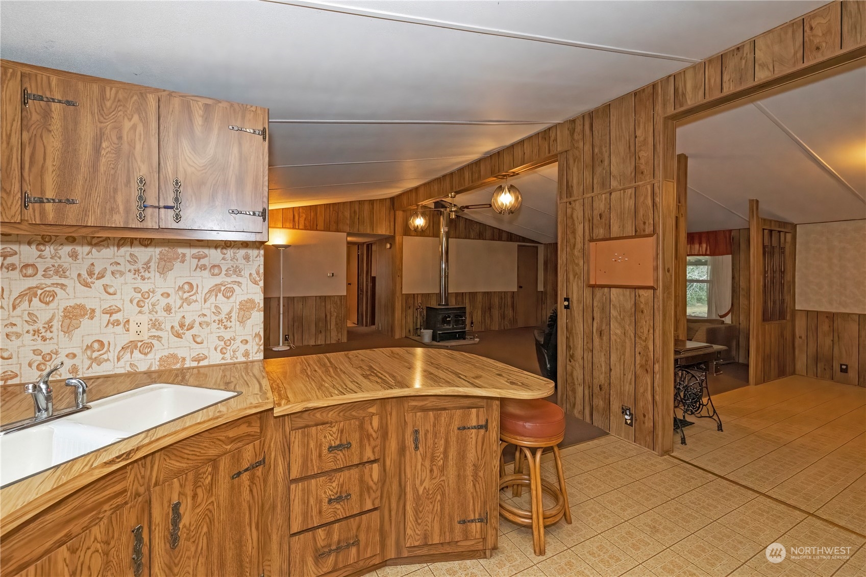 6810 Sidney Road Southwest Port Orchard, WA 98367 - Photo 13 of 26 Gallery Image 13