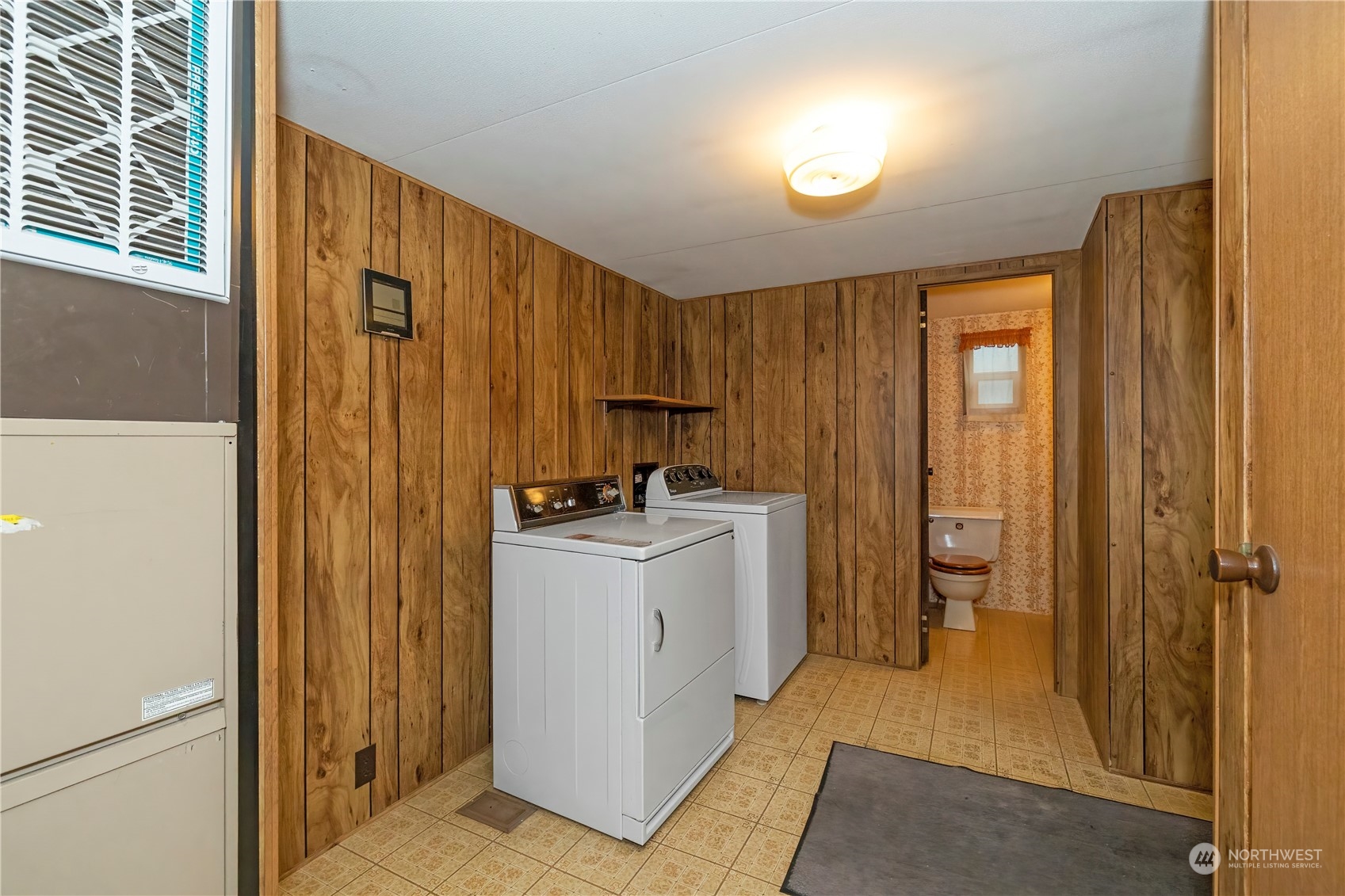 6810 Sidney Road Southwest Port Orchard, WA 98367 - Photo 15 of 26 Gallery Image 15