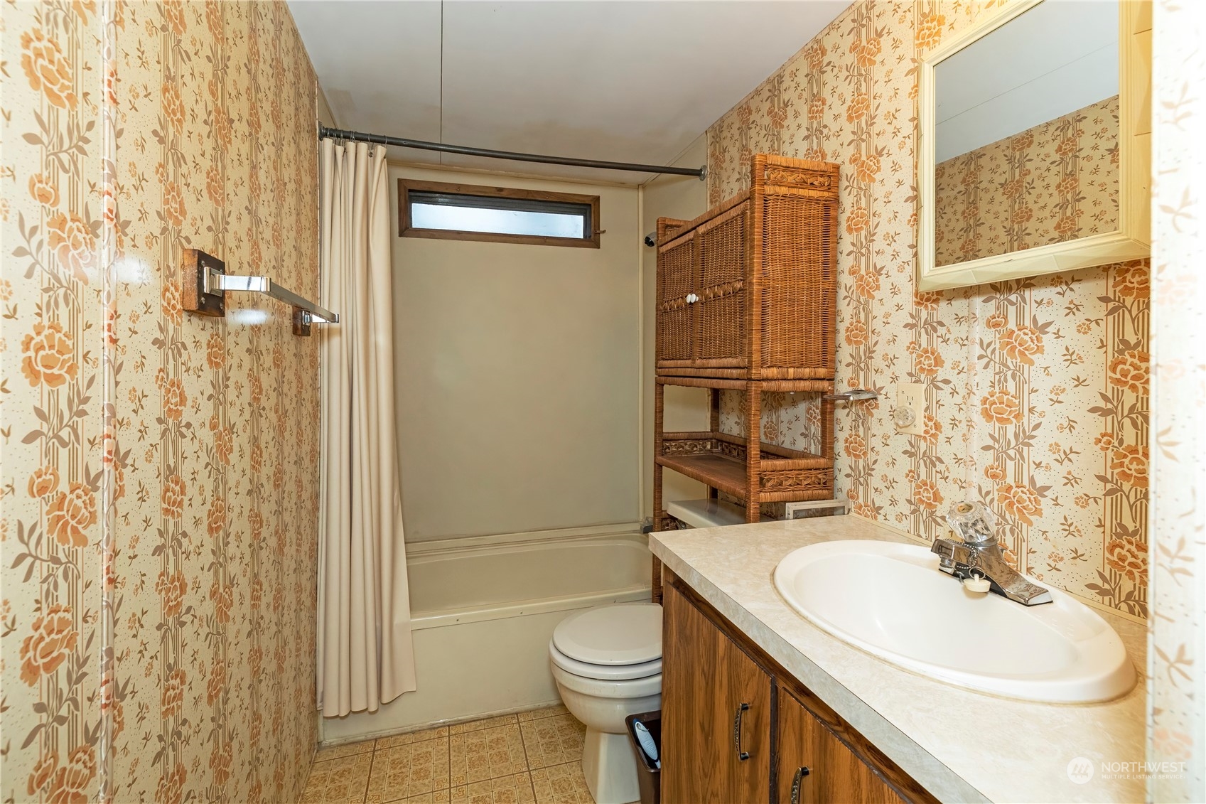 6810 Sidney Road Southwest Port Orchard, WA 98367 - Photo 22 of 26 Gallery Image 22