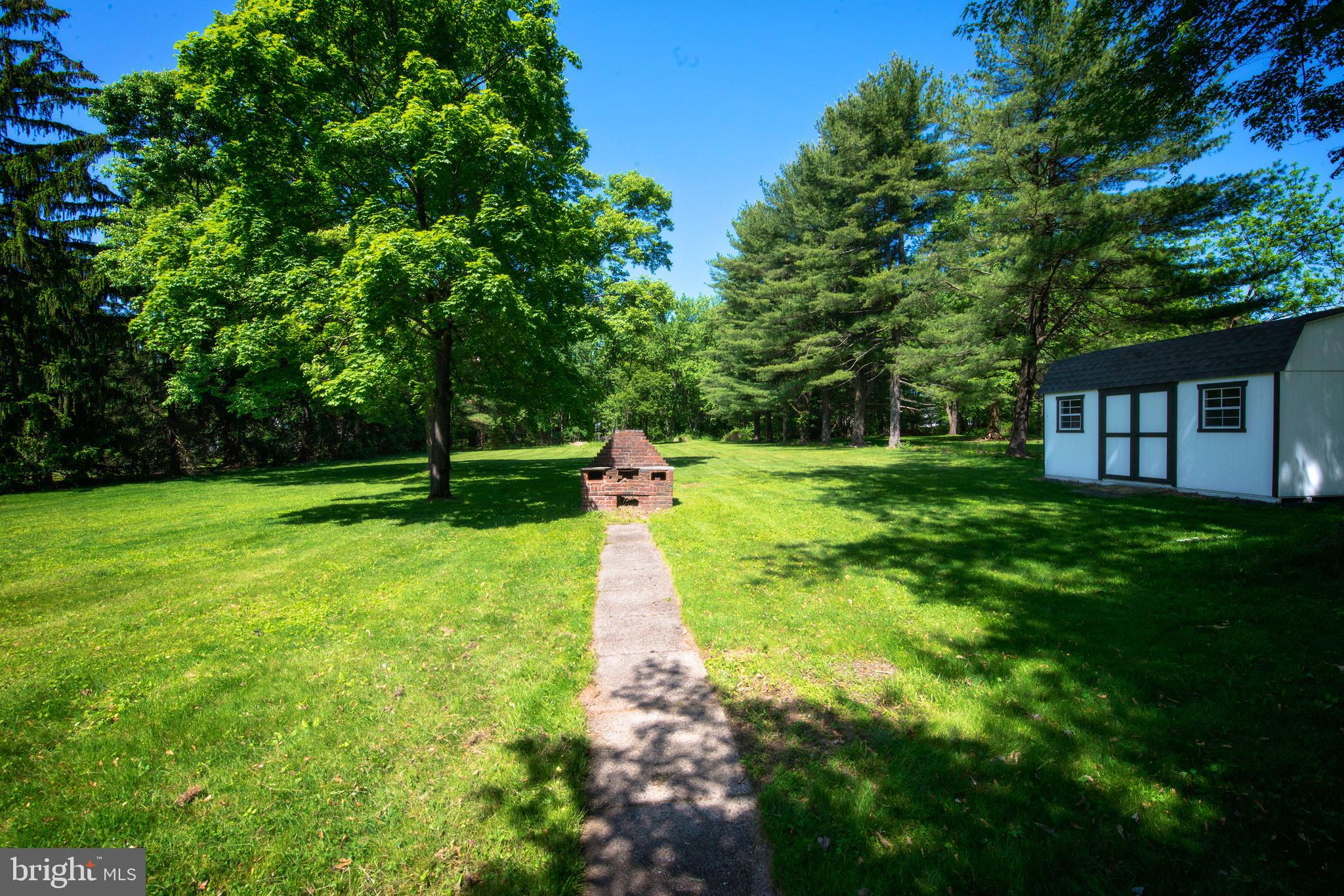2467 Park Road Warrington, PA 18976 - Photo 8 of 29 Gallery Image 8
