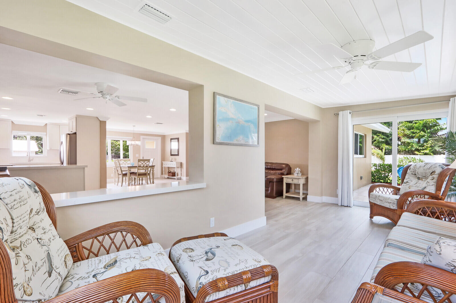 1615 Venus Avenue Jupiter, FL 33469 - Photo 14 of 24 Florida Room