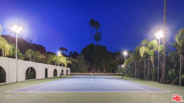 a view of a tennis court