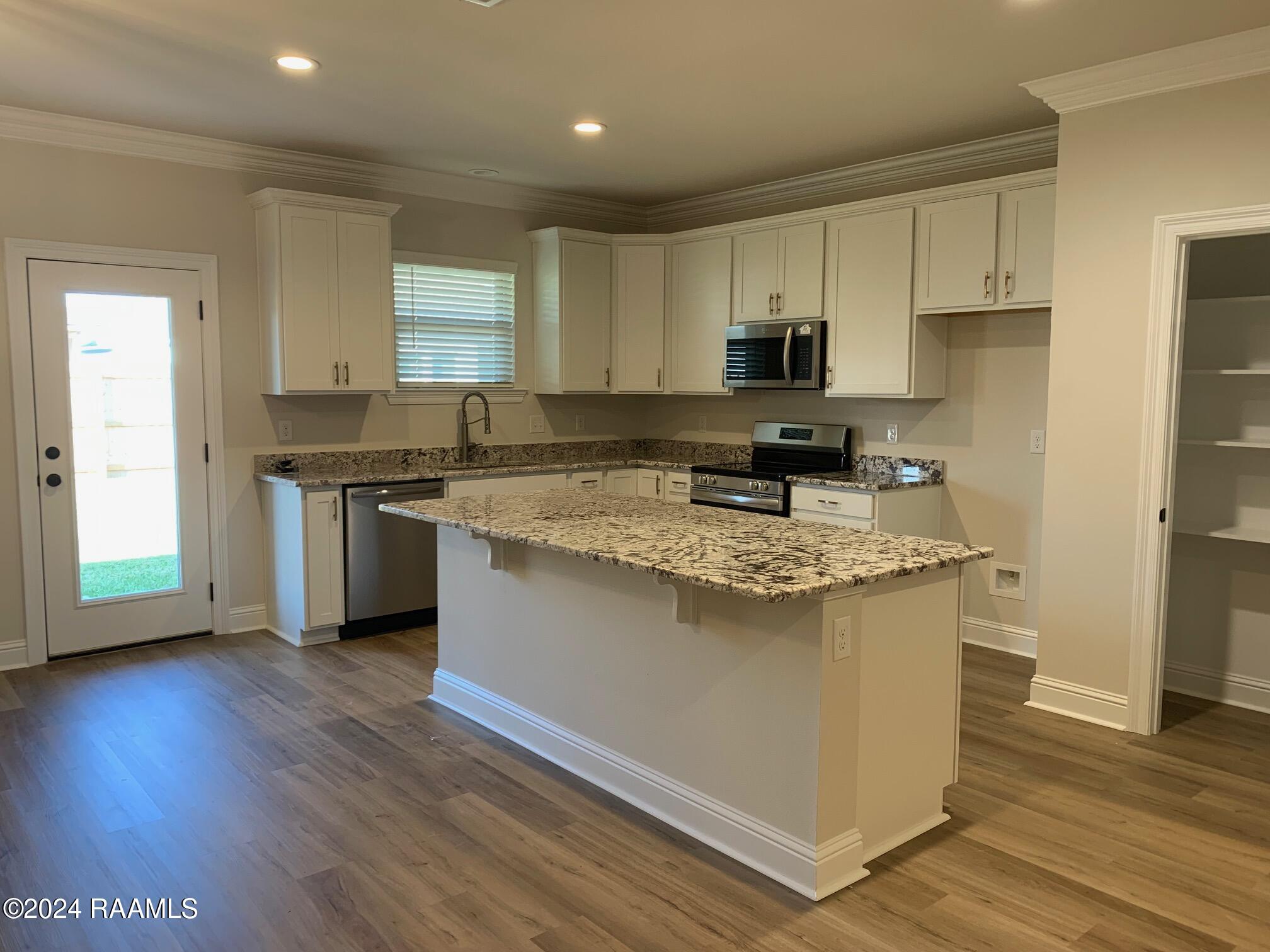 104 Lotus Lane Broussard, LA 70518 - Photo 2 of 6