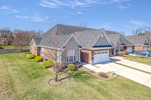 $334,872 | 1581 Pinehurst Drive, Joliet, IL 60433