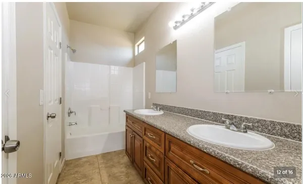 $1,810 | 6537 South 15th Drive, Phoenix, AZ 85041