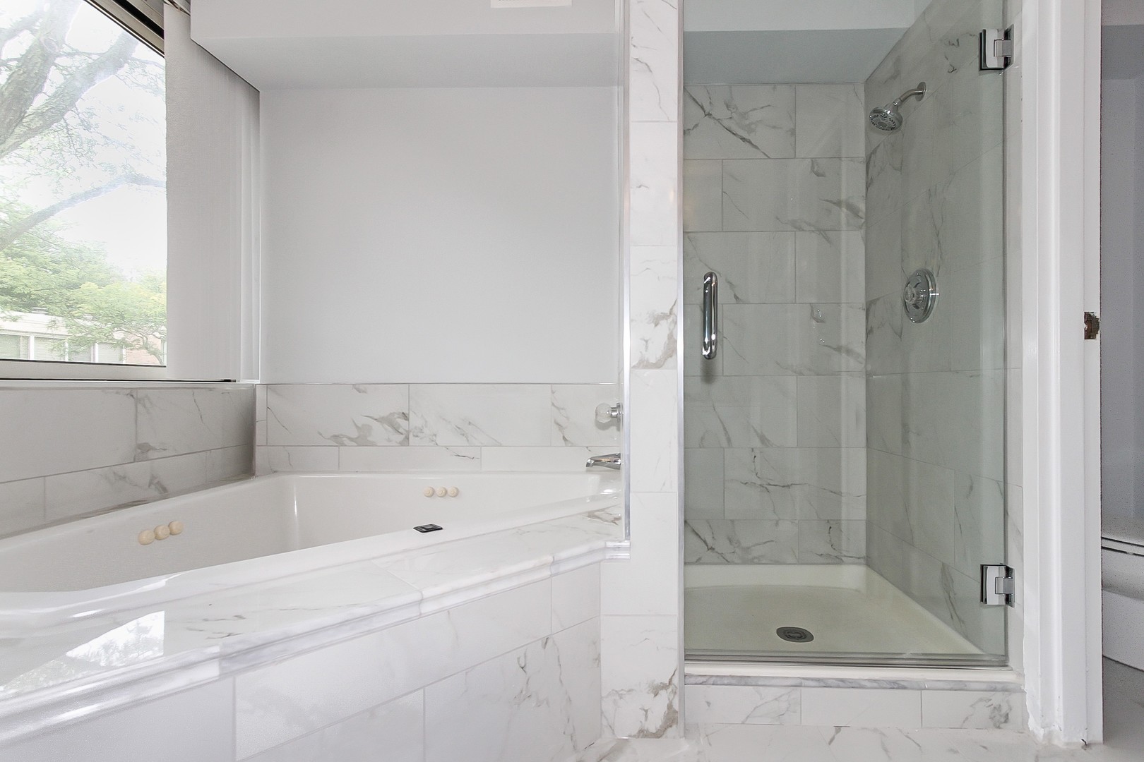 155 Avon Road Northbrook, IL 60062 - Photo 18 of 28
