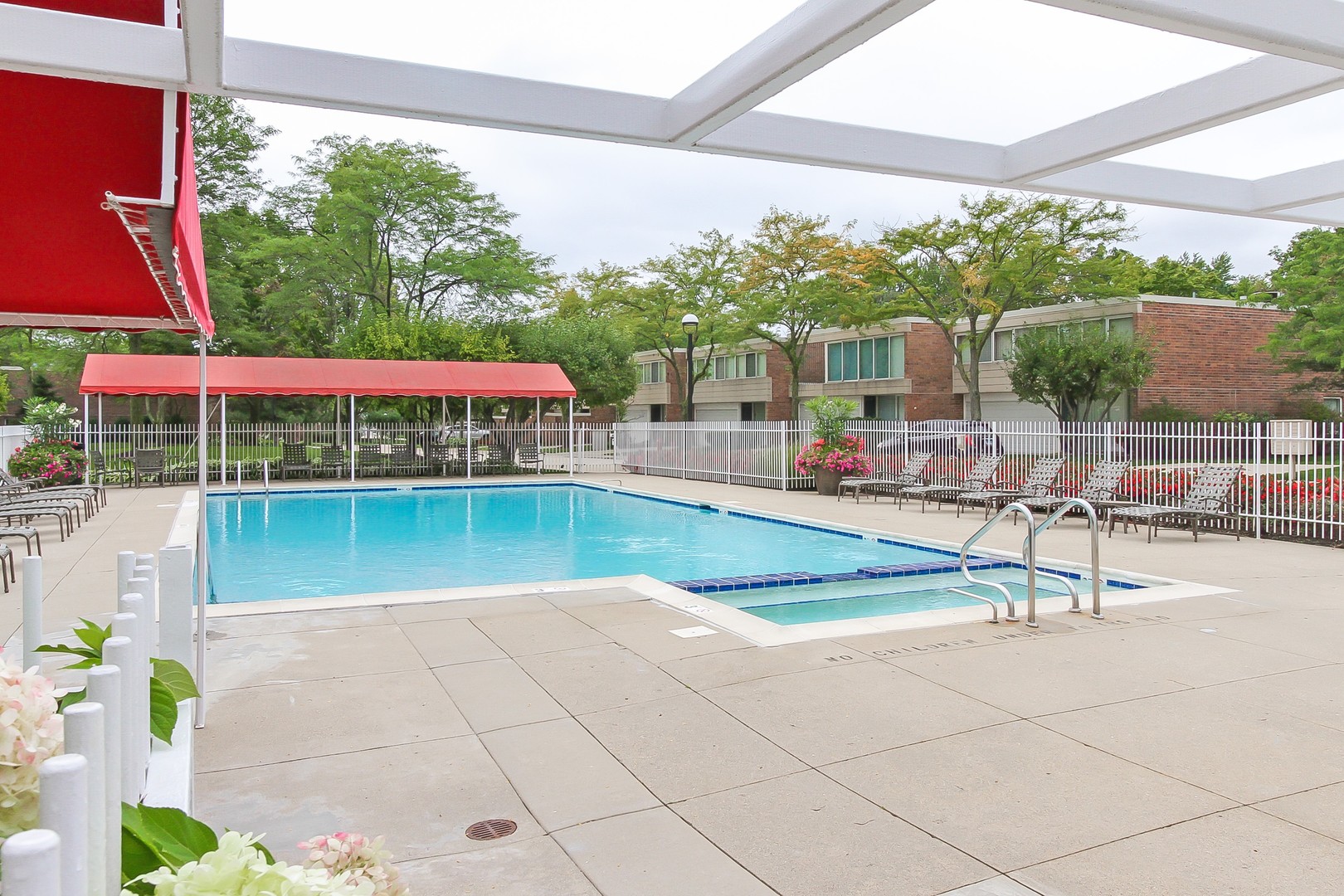 155 Avon Road Northbrook, IL 60062 - Photo 27 of 28
