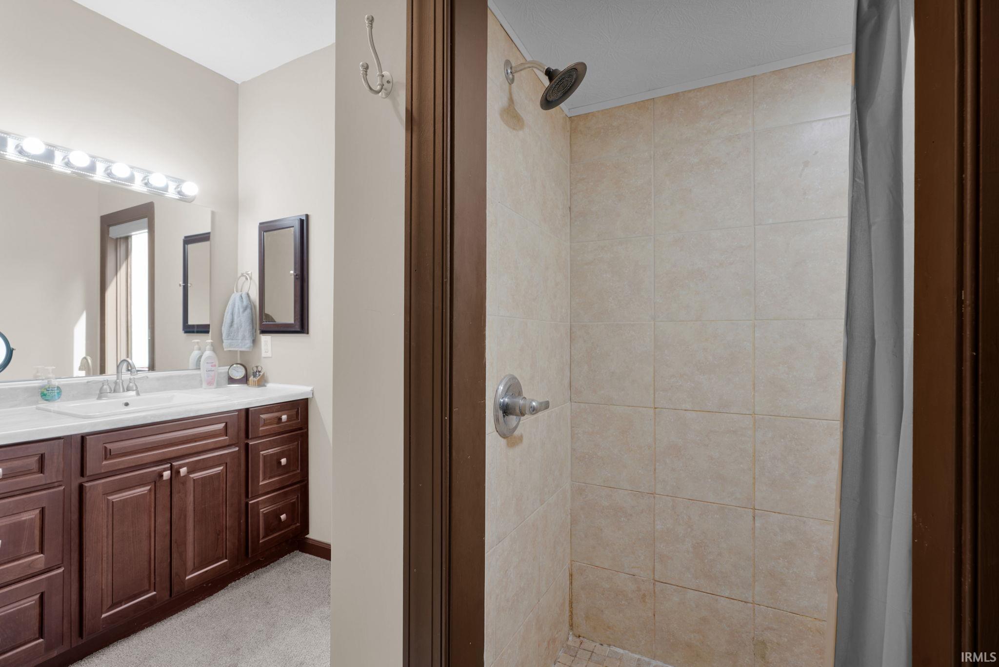 2807 Williams Road Bedford, IN 47421 - Photo 16 of 38 Gallery Image 16