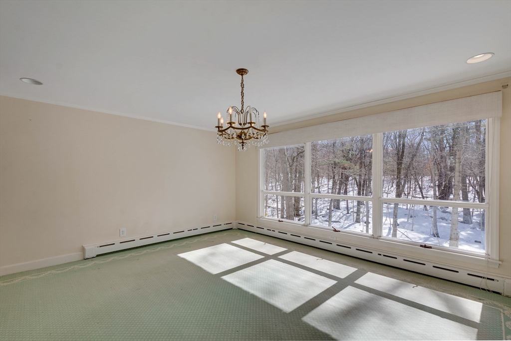 35 Hollywood Road Winchester, MA 01890 - Photo 5 of 40