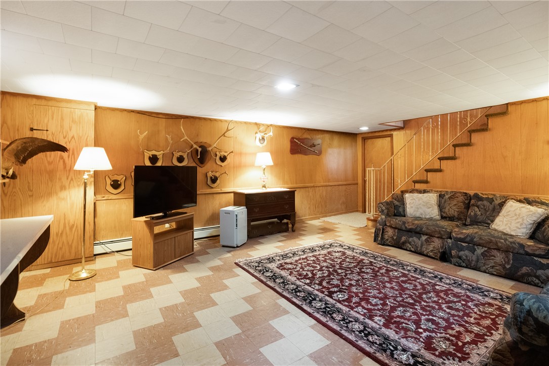 4 Baker Street Warwick, RI 02886 - Photo 16 of 20