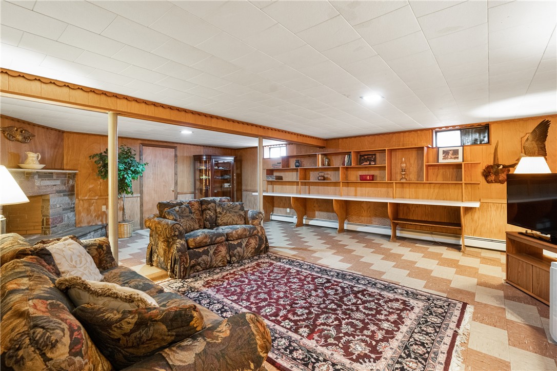 4 Baker Street Warwick, RI 02886 - Photo 17 of 20