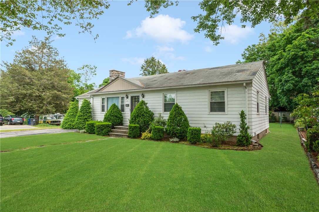 4 Baker Street Warwick, RI 02886 - Photo 2 of 20