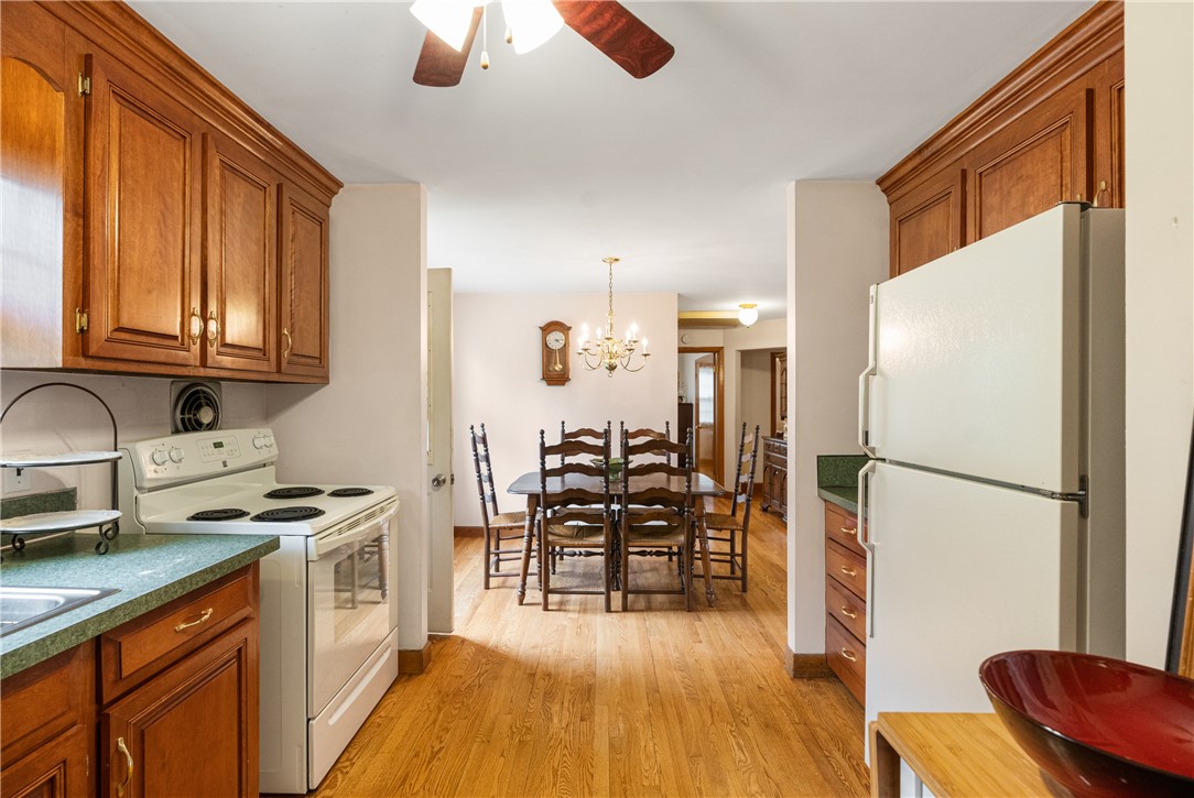 4 Baker Street Warwick, RI 02886 - Photo 5 of 20