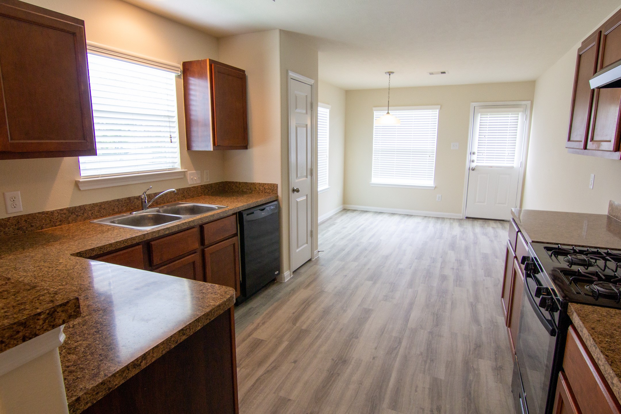 13142 Withee Path Lane Houston, TX 77048 - Photo 2 of 12 Photos may be representative of the floor plan and not the exact home. Finishes, layout, and features of the actual property for lease may vary.