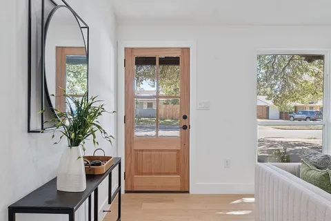 $699,990 | 8414 Briarwood Lane, Austin, TX 78757