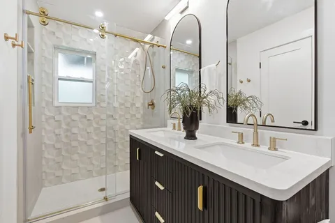 $699,990 | 8414 Briarwood Lane, Austin, TX 78757